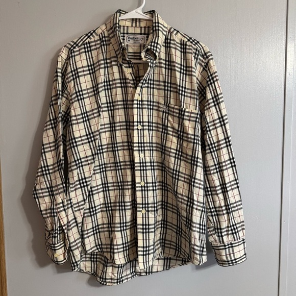 Burberrys Nova Check and Plaid Button-Up Shirt in Size Medium - Picture 15 of 15